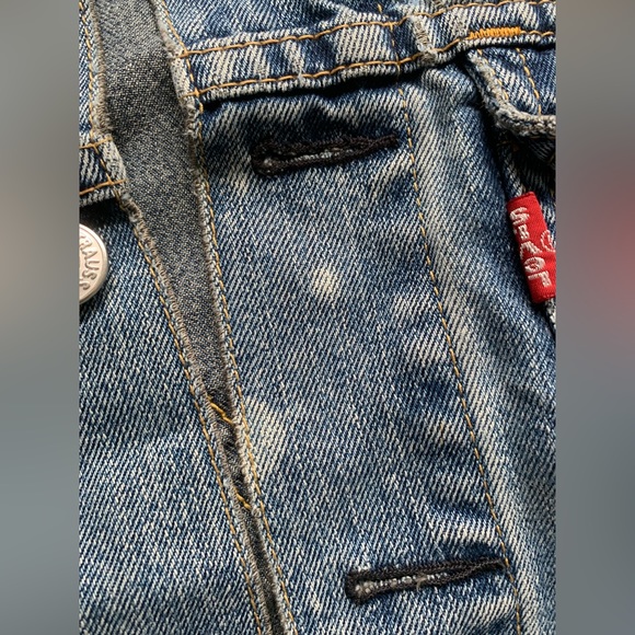 Levi Strauss & Co. Jean Jacket // Size: Medium - Picture 5 of 6